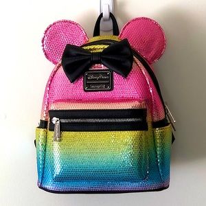🌈Minnie Mouse Rainbow Sequin Backpack Loungefly